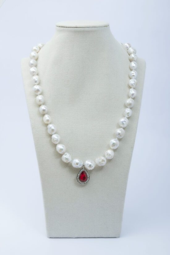 Collar Perla natural 9-12mmx10mm AAA+ ,cierre Plata 925 y circonita