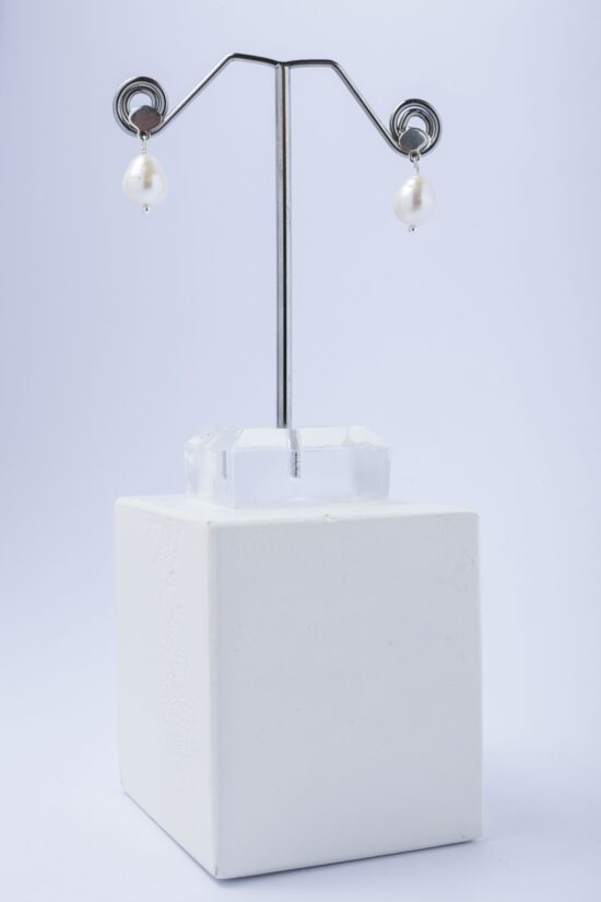 Pendiente Perla natural de agua dulce AAA+ lagrima-gota de agua con fornitura de plata 925 - Imagen 2