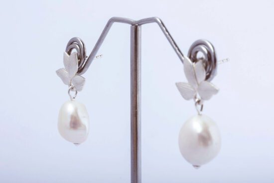 Pendiente Perla natural Barroca AAA+1,9cm con Fornitura de Plata 925